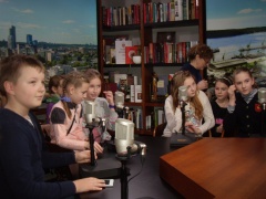 Jaunieji Lentvario  žurnalistai „Žinių radijuje“