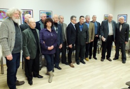 Po parodos atidarymo. Nuotrauka atminimui. Povilo Šimkavičiaus nuotrauka