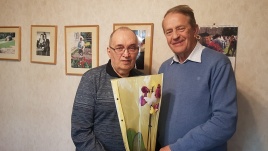 Ričardą Šaknį su gražia sukaktimi sveikina Vidas Mačiulis Ričardą Šaknį su gražia sukaktimi sveikina Vidas Mačiulis