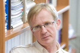Dr. Arūnas Bubnys Dr. Arūnas Bubnys