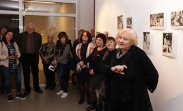 Atidarant parodą kalba Jolanta Mažylė Atidarant parodą kalba Jolanta Mažylė