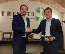 Po sutarties pasirašymo. LŽS pirmininkas Dainius Radzevičius ir advokatas dr. Nerijus Kasiliauskas Po sutarties pasirašymo. LŽS pirmininkas Dainius Radzevičius ir advokatas dr. Nerijus Kasiliauskas